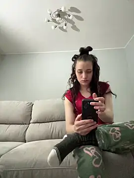 Maialona78 online show from April 15, 9:15 pm