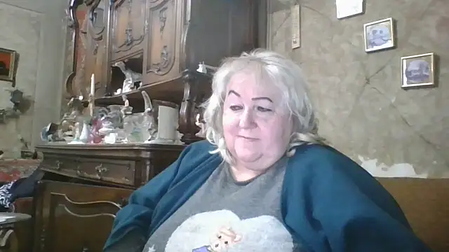 Snapshot of Lala-Love56 chatting on October 22, 3:45 pm Lala-Love56 online show from October 22, 3:45 pm