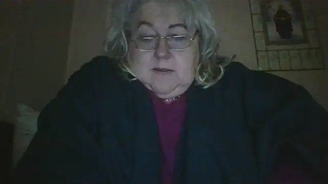 Snapshot of Lala-Love56 chatting on October 27, 1:31 am Lala-Love56 online show from October 27, 1:31 am