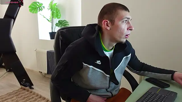 Ryan Dozer online show from March 19, 6:50 am