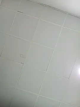 Andr3s69xxx online show from February 15, 7:54 pm