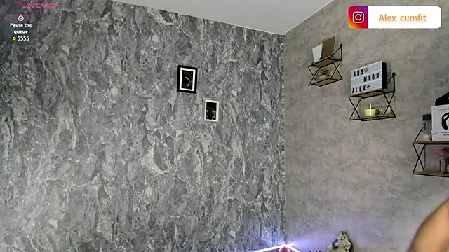 Snapshot of alex_cumfit1 chatting on February 7, 11:25 am alex cumfit1 online show from February 7, 11:25 am