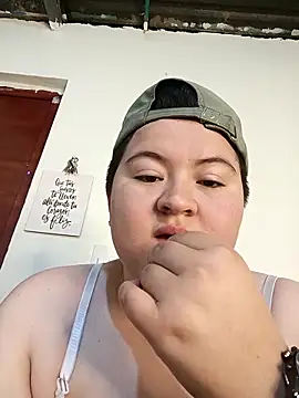 Noha Whiitee online show from November 28, 2:47 am