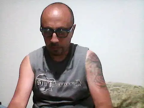 Snapshot of pablocesar1982 chatting on November 5, 5:35 pm pablocesar1982 online show from November 5, 5:35 pm