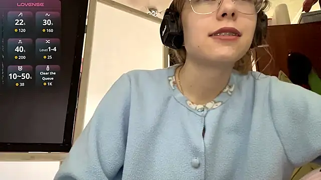 LouieRutt online show from September 12, 9:31 am