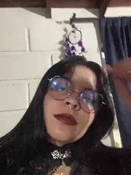 SweetKimi  online show from October 6, 11:02 pm