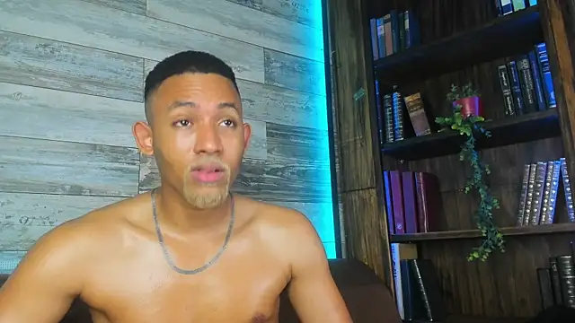 B Wild online show from March 27, 8:26 am