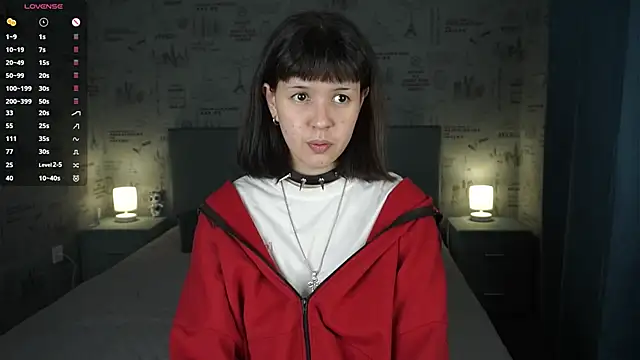 CrimsonLily online show from September 14, 3:55 pm