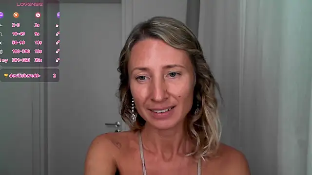 Paevoa online show from November 11, 3:12 pm