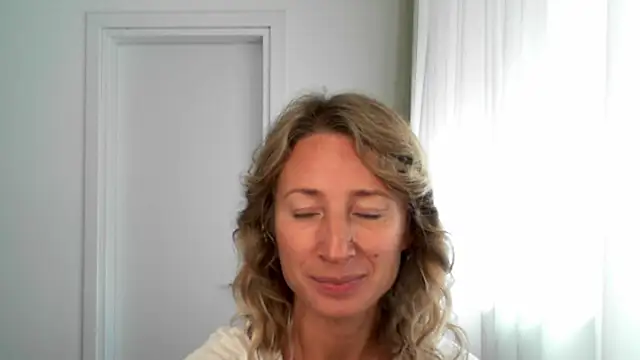 Paevoa online show from November 14, 9:52 am