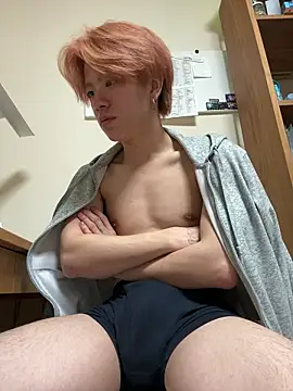 Snapshot of gagsjj chatting on March 28, 3:22 pm gagsjj online show from March 28, 3:22 pm