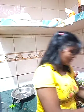 Rashmi Pathak online show from October 6, 2:31 am