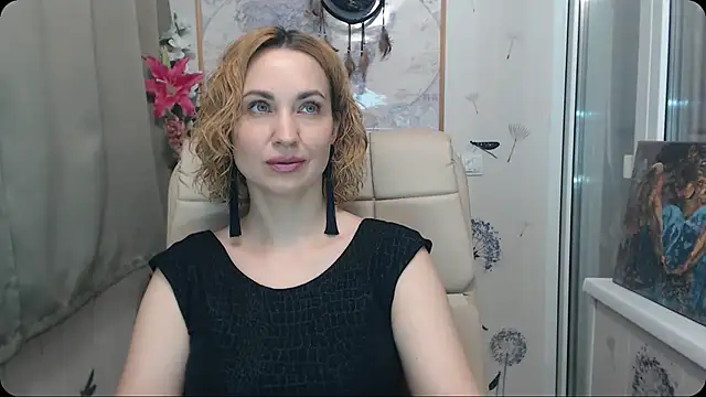 KatrinAlluring online show from October 28, 4:27 am