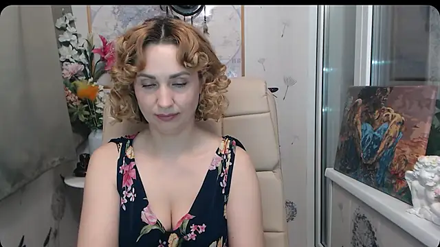 Snapshot of KatrinAlluring chatting on February 21, 4:46 am KatrinAlluring online show from February 21, 4:46 am