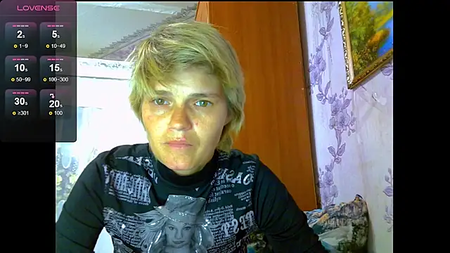 SaraSnow  online show from September 22, 5:37 pm