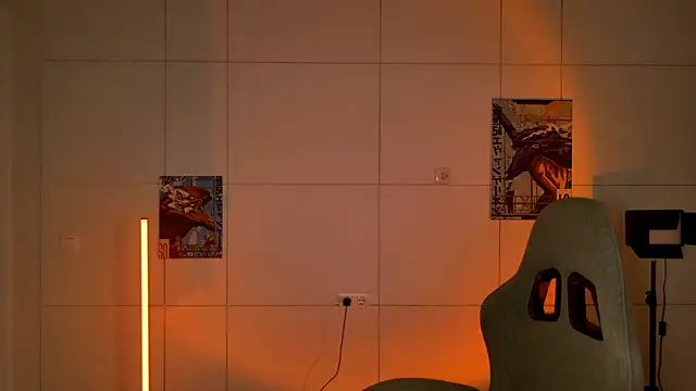 Yoka paradoXXX online show from October 15, 5:07 am