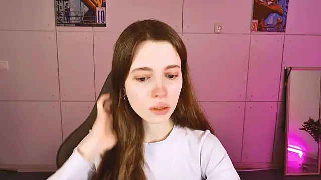 Yoka paradoXXX online show from March 15, 9:15 am