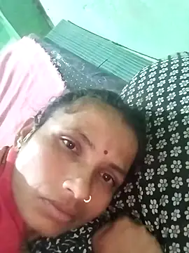 KIRTI12 HOT online show from November 10, 4:39 pm