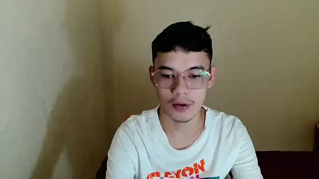 keirflorianxx online show from September 22, 5:59 pm