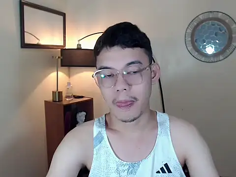 keirflorianxx online show from September 24, 3:37 pm