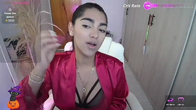 amarasilk  online show from November 10, 12:15 pm