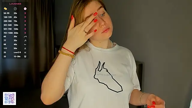 AlinaSollman online show from October 2, 4:08 am