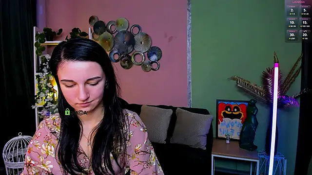 Snapshot of lia_sunset chatting on October 7, 2:14 pm lia sunset online show from October 7, 2:14 pm