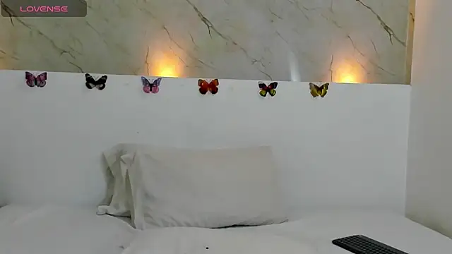 johan miller0 online show from October 14, 11:55 am