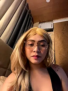 Snapshot of yourdevilsweettsx chatting on November 6, 11:55 am yourdevilsweettsx online show from November 6, 11:55 am