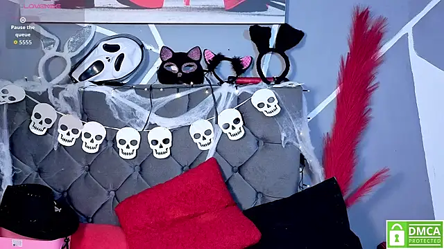 Emily Caprile online show from October 30, 3:19 am