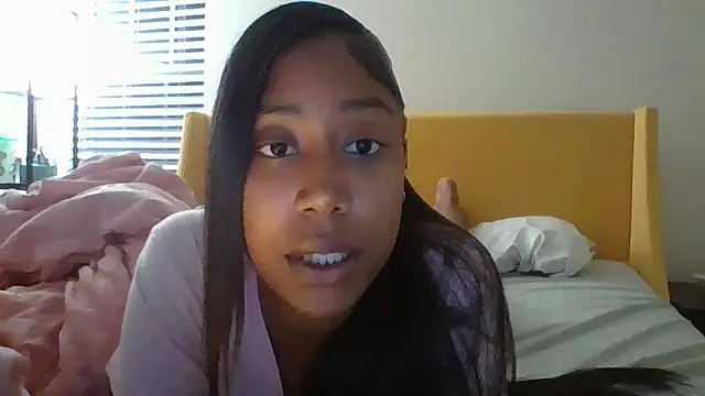 Snapshot of jottijade chatting on October 4, 6:44 am jottijade online show from October 4, 6:44 am