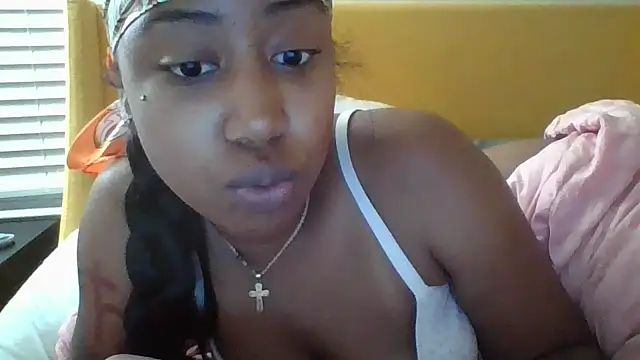 Snapshot of jottijade chatting on October 13, 10:37 am jottijade online show from October 13, 10:37 am