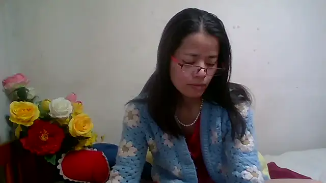 Snapshot of sweethanajapanese chatting on February 24, 1:09 pm sweethanajapanese online show from February 24, 1:09 pm