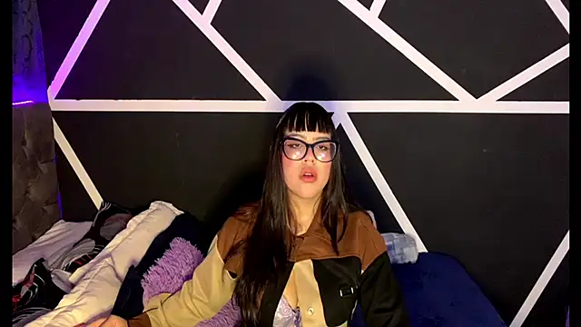 Melody dreams online show from October 2, 4:19 am