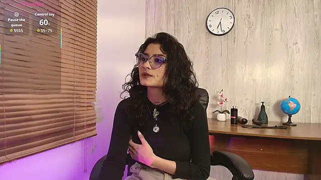 LilyRouset online show from September 10, 12:27 pm
