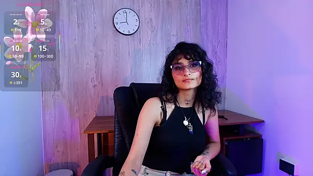 LilyRouset online show from September 27, 2:00 pm