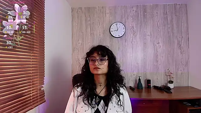LilyRouset online show from September 29, 2:00 pm