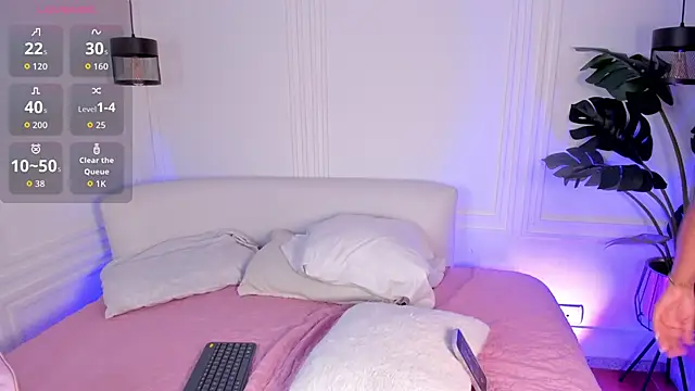 Dafne Hillss online show from November 27, 12:51 pm