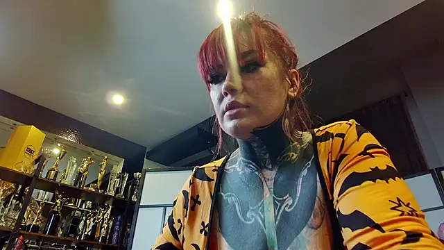 Sabien DeMonia online show from February 20, 4:40 pm