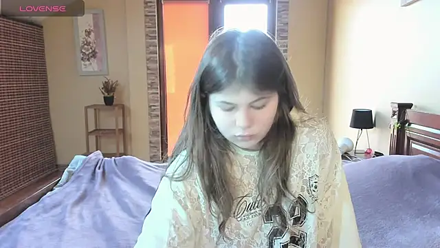 Lilly Jess online show from October 19, 7:53 am