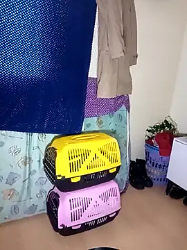 kittymutant99 online show from December 22, 8:39 pm