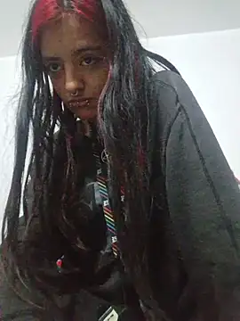 carolinerue online show from January 14, 11:53 pm