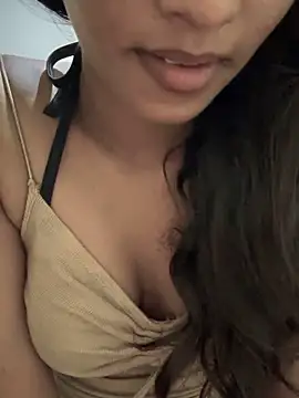 Snapshot of Drive_girl chatting on October 10, 5:45 pm Drive girl online show from October 10, 5:45 pm