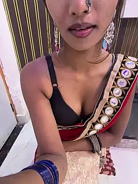 Snapshot of Drive_girl chatting on March 3, 5:52 pm Drive girl online show from March 3, 5:52 pm