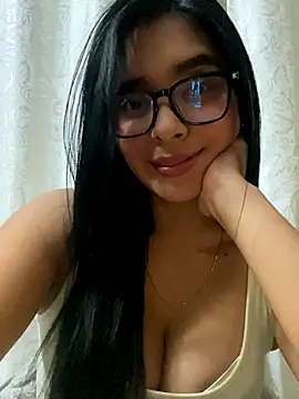 kendall  smiith  online show from October 4, 2:09 am
