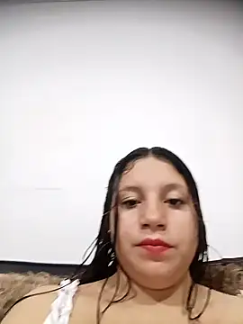 Snapshot of Shell_Latina chatting on May 4, 4:19 am Shell Latina online show from May 4, 4:19 am