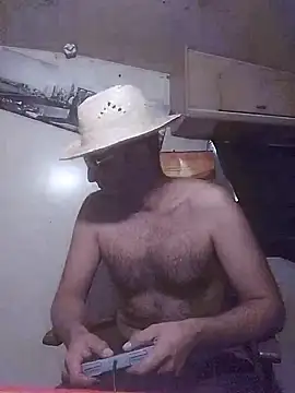Vikingo1985 online show from October 6, 8:17 pm