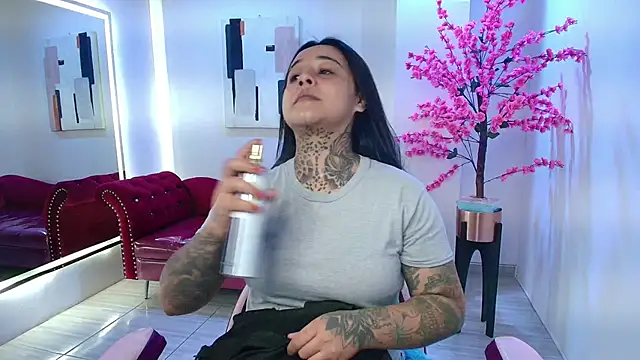 Black roseee online show from November 5, 3:50 am