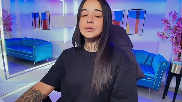 Black roseee online show from May 26, 4:30 am
