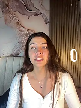 Snapshot of Dakota_Evanns chatting on February 5, 8:13 pm Dakota Evanns online show from February 5, 8:13 pm